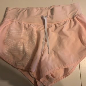 Under armour size small lined peach shorts
